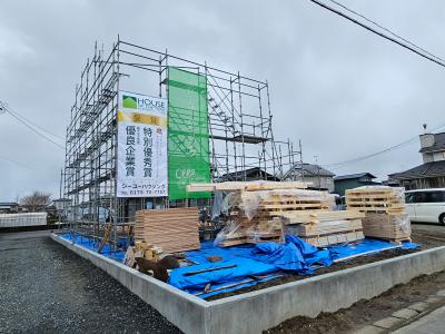 外観：外部足場工事