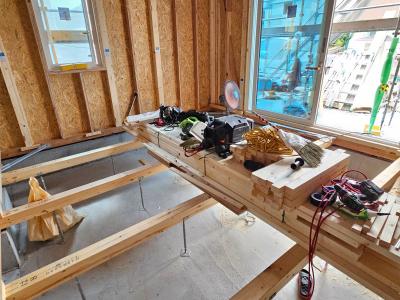 お盆明けに向けて、吹付の準備を終えています。