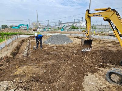 【Ｍ・Ｈ様邸】基礎工事が始まり、根切り作業を進めています